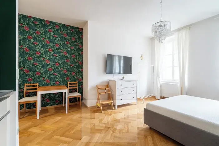 Pronájem bytu 1+kk, Praha - Nové Město, Soukenická, 30 m2