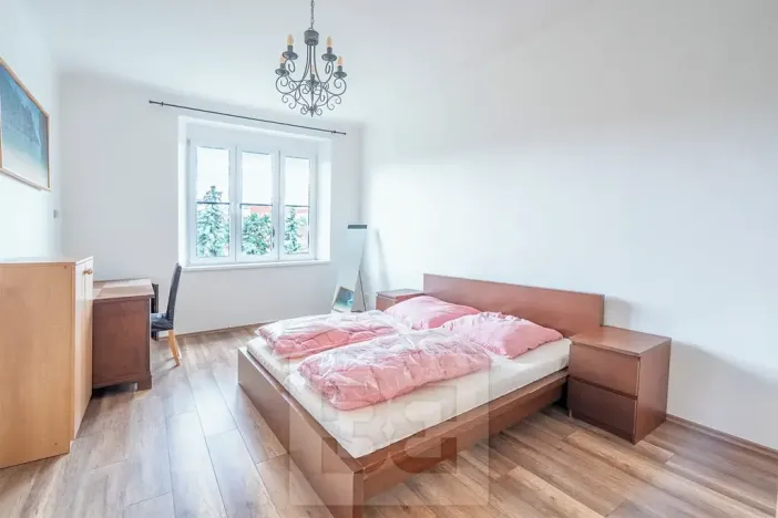 Pronájem bytu 2+kk, Praha - Vršovice, Ruská, 48 m2
