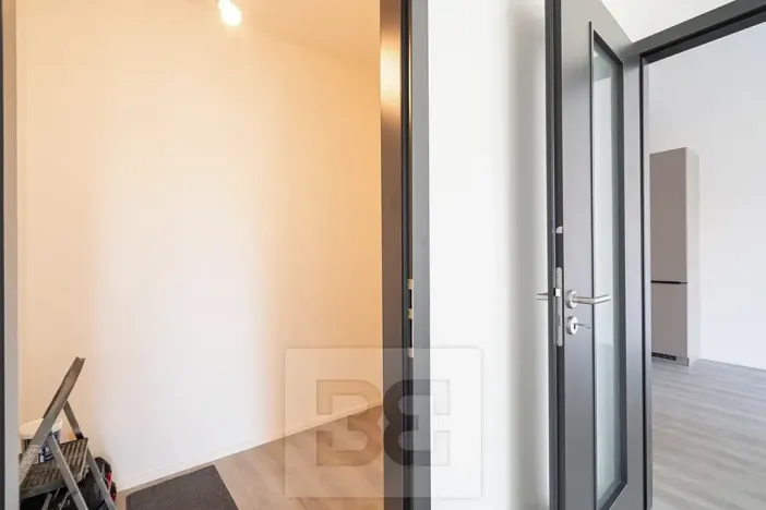 Pronájem bytu 2+kk, Praha - Vysočany, Poděbradská, 51 m2