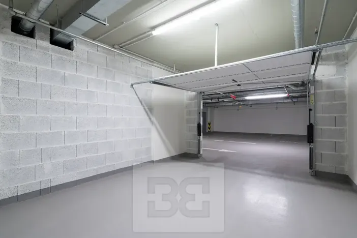 Pronájem bytu 2+kk, Praha - Vysočany, Poděbradská, 51 m2