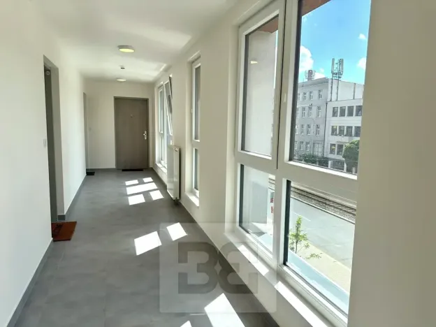 Pronájem bytu 2+kk, Praha - Vysočany, Poděbradská, 51 m2