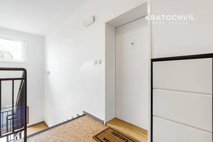 Prodej bytu 2+kk, Vestec, U Strouhy, 41 m2