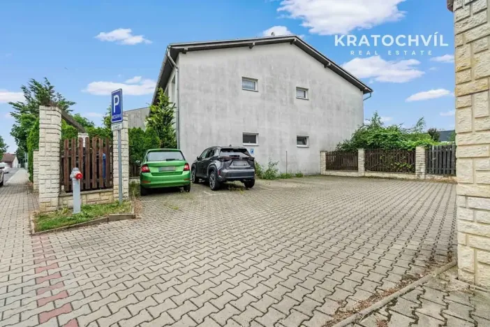Prodej bytu 2+kk, Vestec, U Strouhy, 41 m2