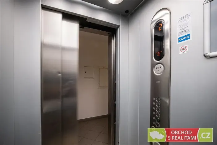 Prodej bytu 1+kk, Praha, Berlínská, 33 m2