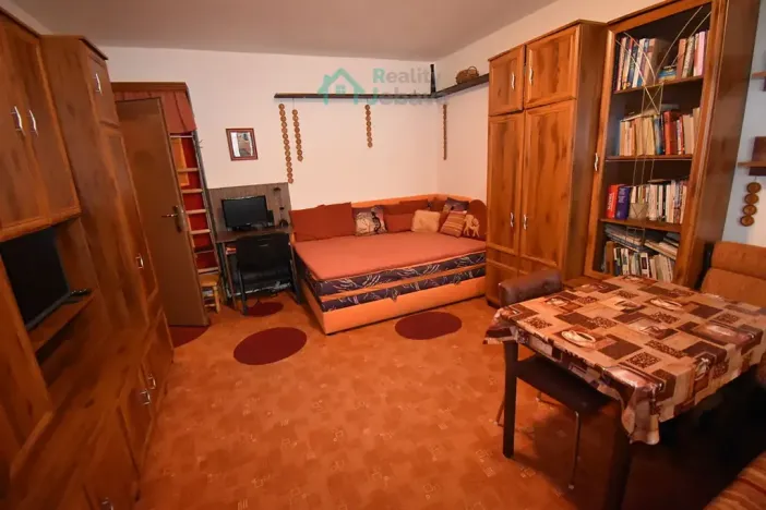Pronájem bytu 1+1, Chrudim, U Stadionu, 36 m2