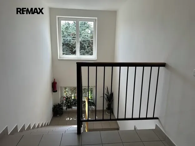 Pronájem bytu 2+kk, Vestec, Na Suchých, 43 m2
