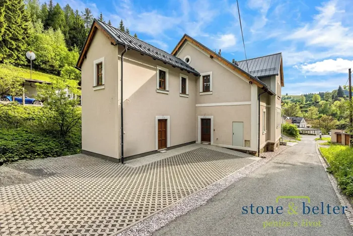 Prodej bytu 1+kk, Vrchlabí, Peklo, 27 m2