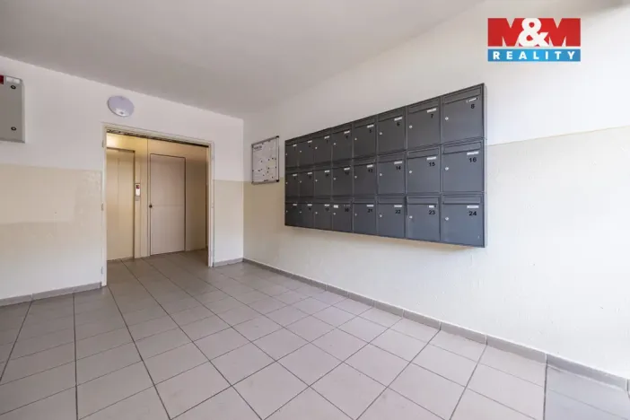 Prodej bytu 2+1, Chomutov, Skalková, 61 m2