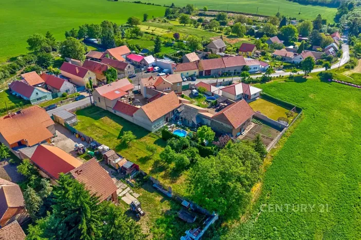 Prodej pozemku pro bydlení, Klobuky, 1088 m2
