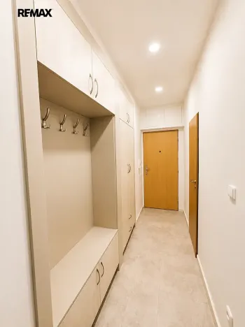 Pronájem bytu 2+1, Praha - Radotín, Sídliště, 50 m2