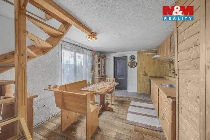 Prodej zemědělské usedlosti, Žalany - Lelov, 3835 m2