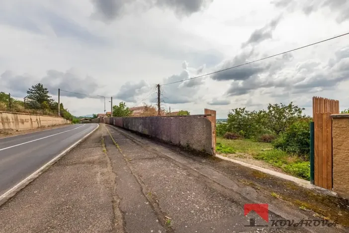 Prodej pozemku pro bydlení, Žalhostice, 2627 m2
