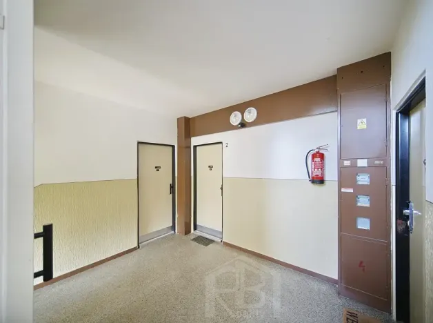 Prodej bytu 2+1, Jindřichův Hradec, sídliště Vajgar, 61 m2
