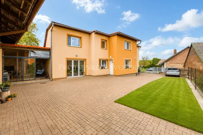 Prodej zemědělské usedlosti, Třebnouševes, 400 m2