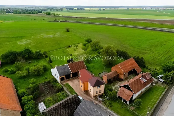 Prodej rodinného domu, Třebnouševes, 400 m2