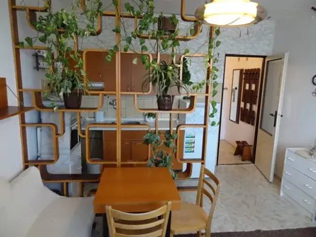 Pronájem bytu 2+kk, Praha - Kamýk, Zdislavická, 37 m2