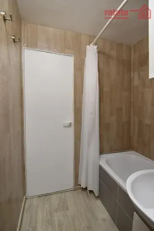 Pronájem bytu 1+1, Chomutov, Stavbařská, 33 m2