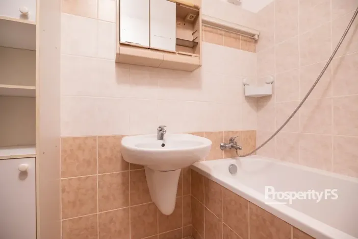 Prodej bytu 4+1, Praha - Háje, Anny Drabíkové, 79 m2