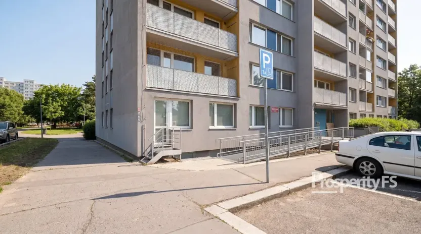 Prodej bytu 4+1, Praha - Háje, Anny Drabíkové, 79 m2