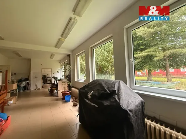 Pronájem obchodního prostoru, Děčín - Děčín III-Staré Město, Rakovnická, 150 m2