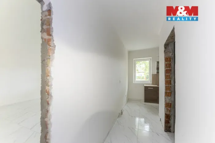 Pronájem rodinného domu, Velim, třída Krále Jiřího, 280 m2