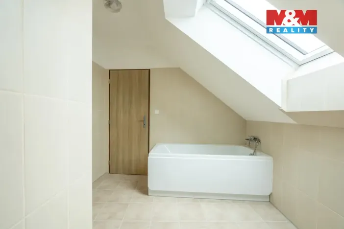 Pronájem bytu 3+1, Čečovice, 76 m2