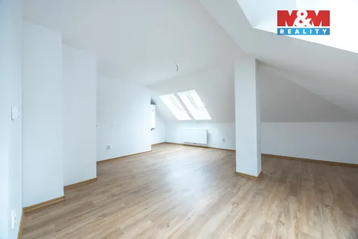 Pronájem bytu 3+1, Čečovice, 76 m2