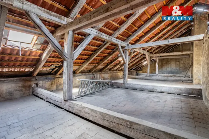 Prodej půdního prostoru, Praha, Husitská, 126 m2
