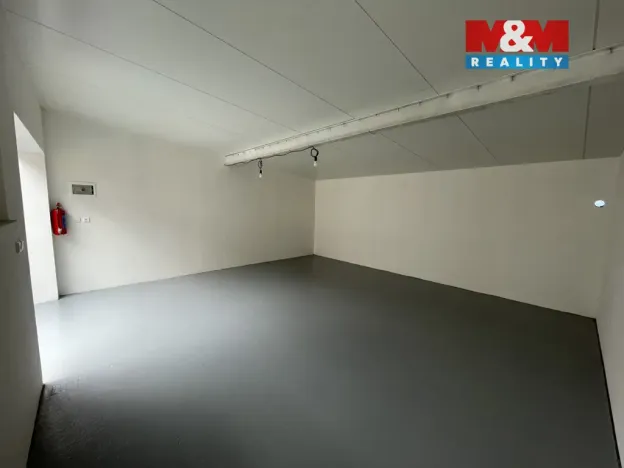 Pronájem garáže, Kopřivnice, 40 m2