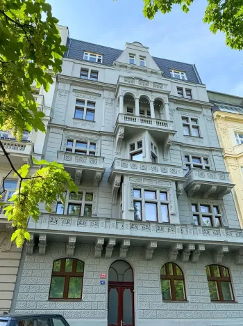 Pronájem bytu 1+kk, Praha - Vinohrady, Polská, 21 m2