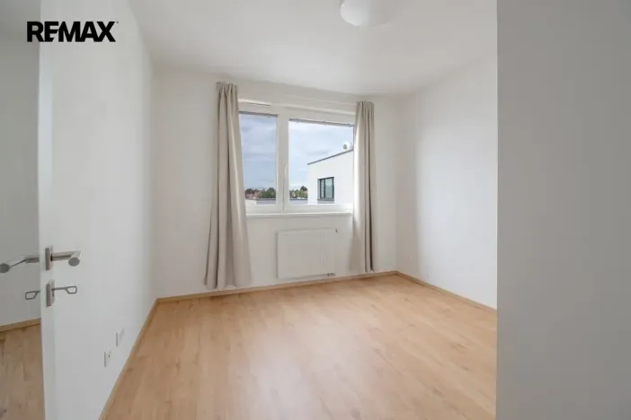 Pronájem bytu 2+kk, Pardubice - Pardubičky, Východní, 40 m2
