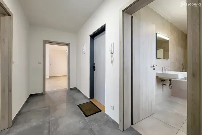 Prodej bytu 3+kk, Hrádek, 112 m2