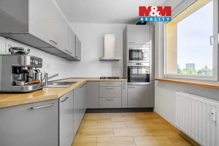 Prodej bytu 3+1, Česká Lípa, Zhořelecká, 70 m2