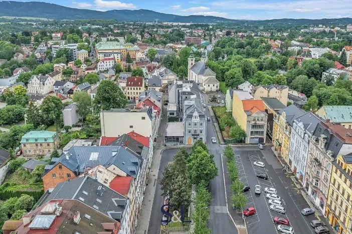 Pronájem obchodního prostoru, Liberec, nám. Sokolovské, 214 m2