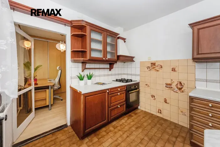 Prodej rodinného domu, Praha - Lipence, V roklích, 160 m2