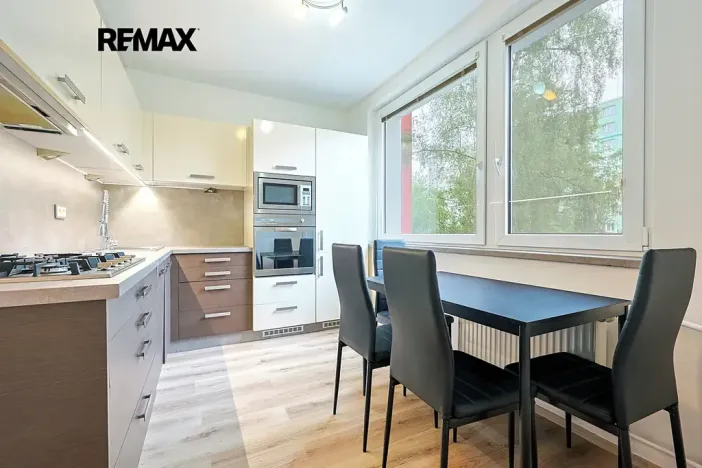 Pronájem bytu 2+1, Plzeň, Sokolovská, 62 m2