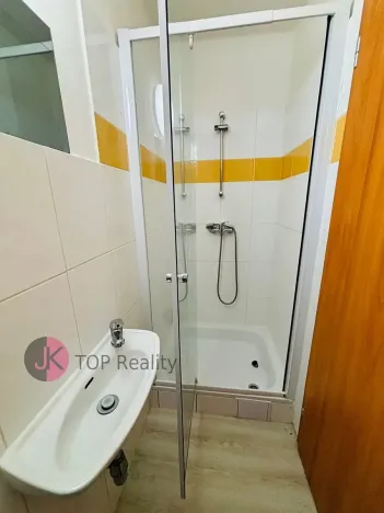 Pronájem rodinného domu, Praha - Uhříněves, Vlárská, 95 m2