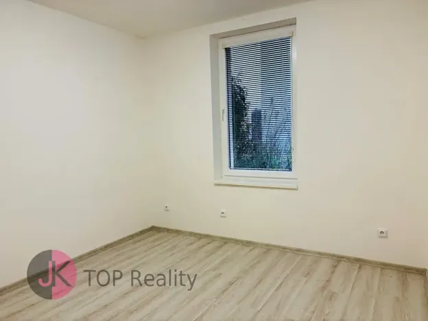 Pronájem rodinného domu, Praha - Uhříněves, Vlárská, 95 m2