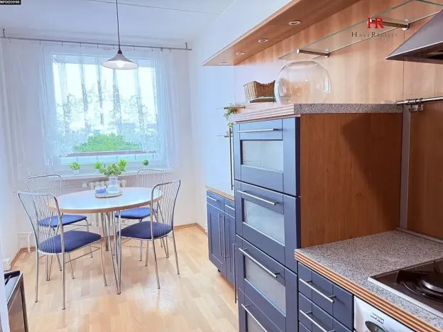 Prodej bytu 3+1, Praha - Modřany, Mádrova, 71 m2