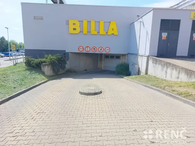 Pronájem garážového stání, Brno, Majdalenky, 12 m2