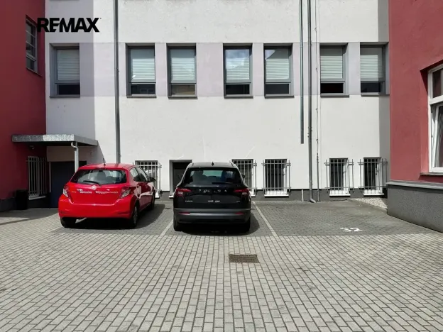 Pronájem skladu, Plzeň, Zikmunda Wintra, 520 m2
