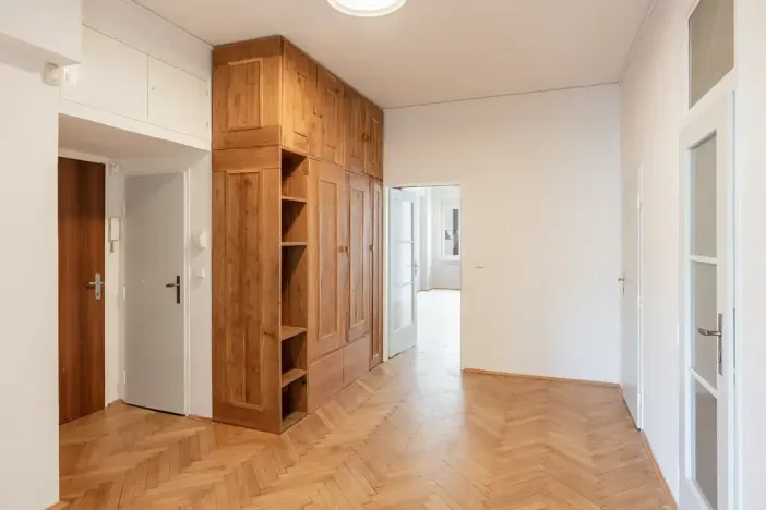 Pronájem bytu 4+kk, Praha - Holešovice, Veverkova, 111 m2