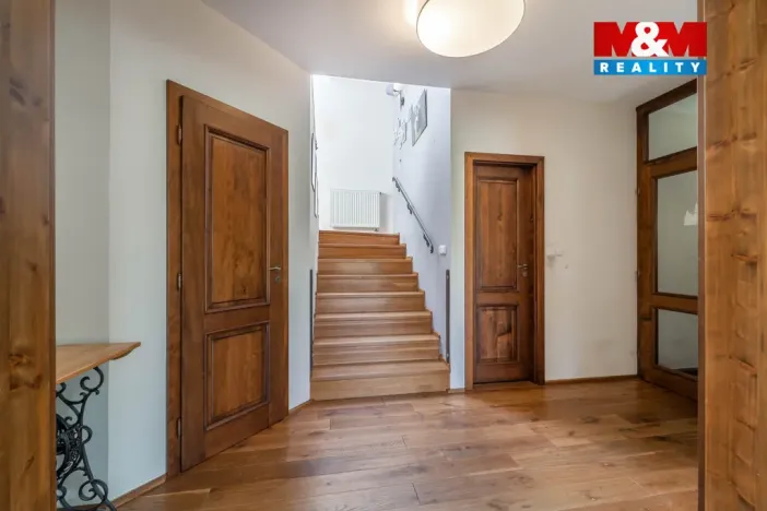 Prodej rodinného domu, Mořina, 240 m2