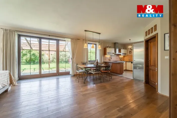 Prodej rodinného domu, Mořina, 240 m2