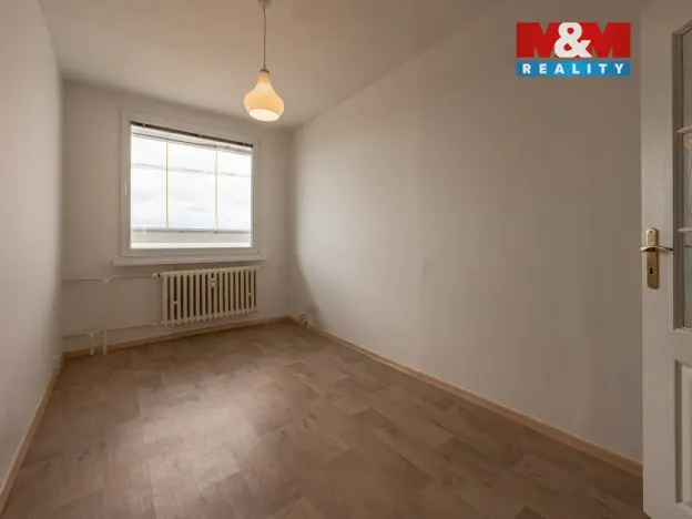 Prodej bytu 3+1, Praha - Kobylisy, Košťálkova, 66 m2