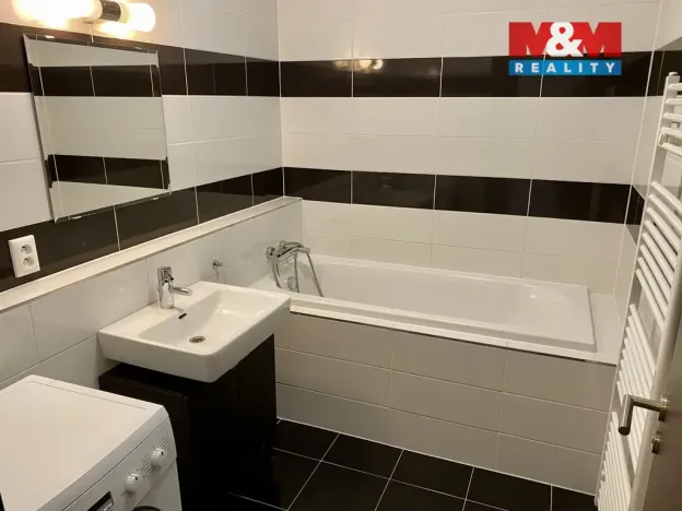 Pronájem bytu 2+kk, Ostrava - Moravská Ostrava, Jantarová, 58 m2