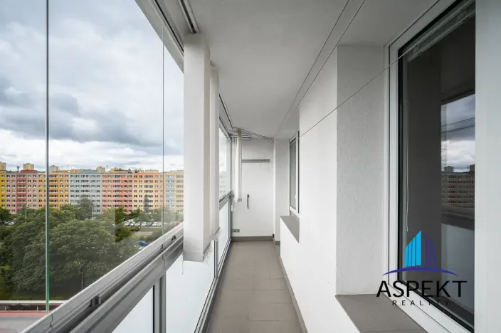 Pronájem bytu 2+kk, Praha - Braník, Novodvorská, 48 m2