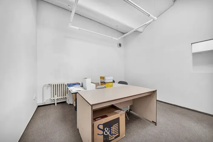 Prodej výrobních prostor, Turnov, Hruborohozecká, 2500 m2