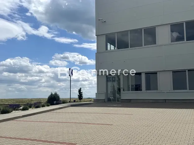 Pronájem kanceláře, Brno, Letiště Brno-Tuřany, 600 m2