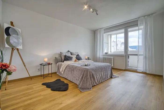 Pronájem bytu 2+1, Klášterec nad Ohří - Miřetice u Klášterce nad Ohří, Jana Ámose Komenského, 60 m2